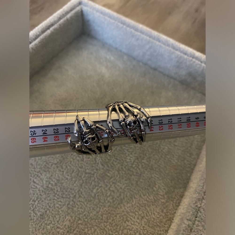 Skeleton Hand Adjustable Wrap Ring
